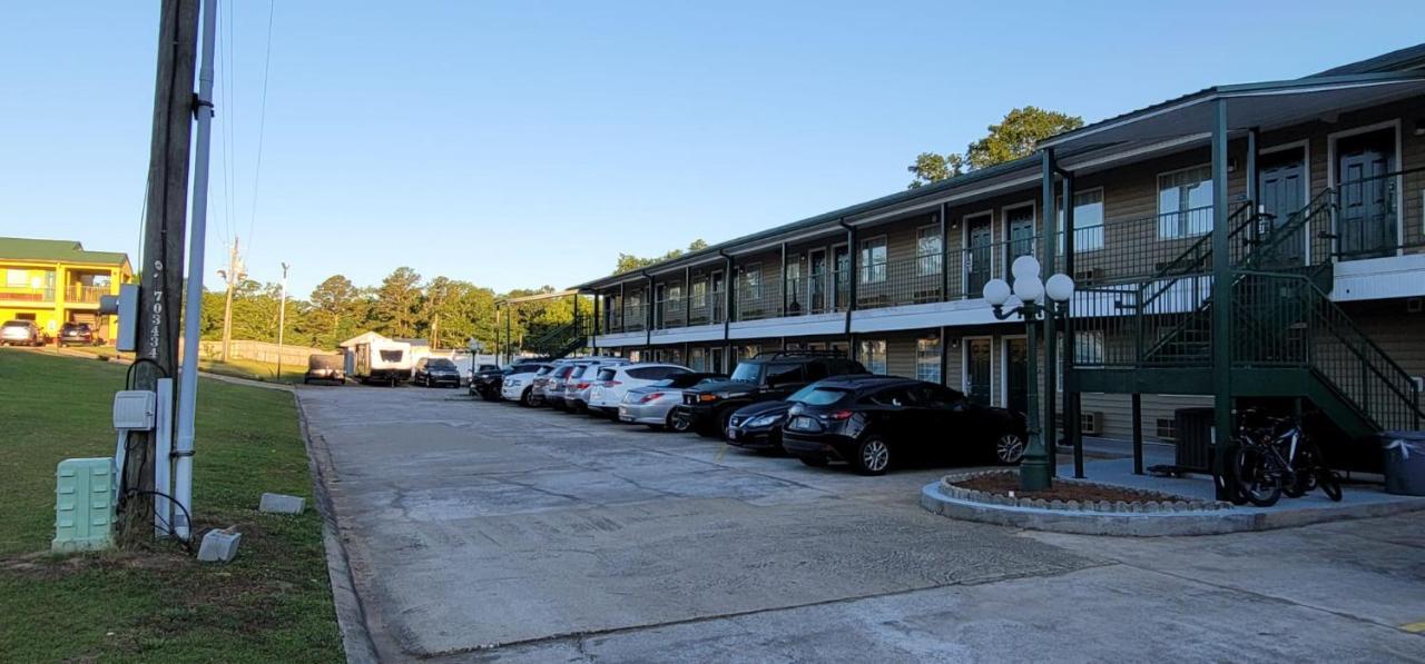 Garden Inn And Suites Near Callaway Gardens Pine Mountain Екстериор снимка